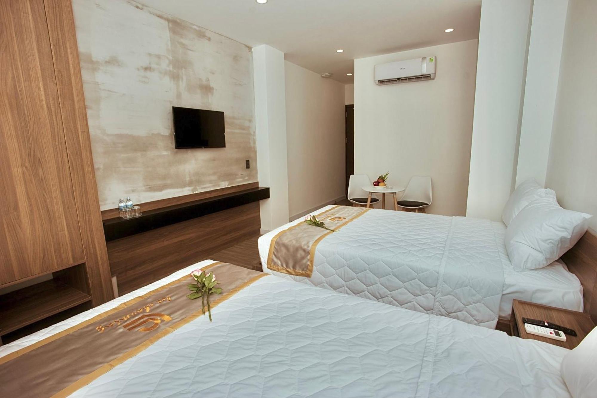 Lee Charming Hotel Нячанг Экстерьер фото